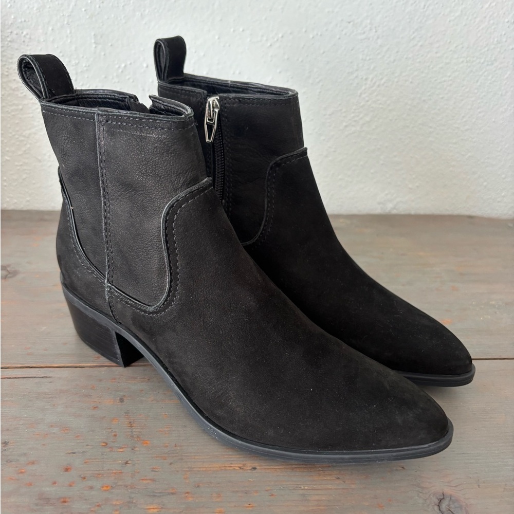 Dolce Vita Black Ankle Boots